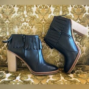 Antonio Melani black bootie fringe boots